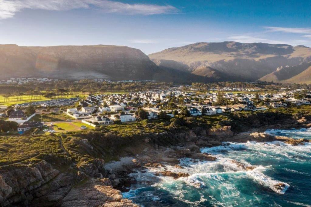 Villa Wild Waters At Kraal Rock On The Cliffs In Hermanus Exterior foto